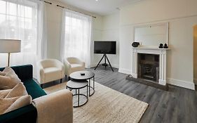 Host & Stay - Scoresby Place